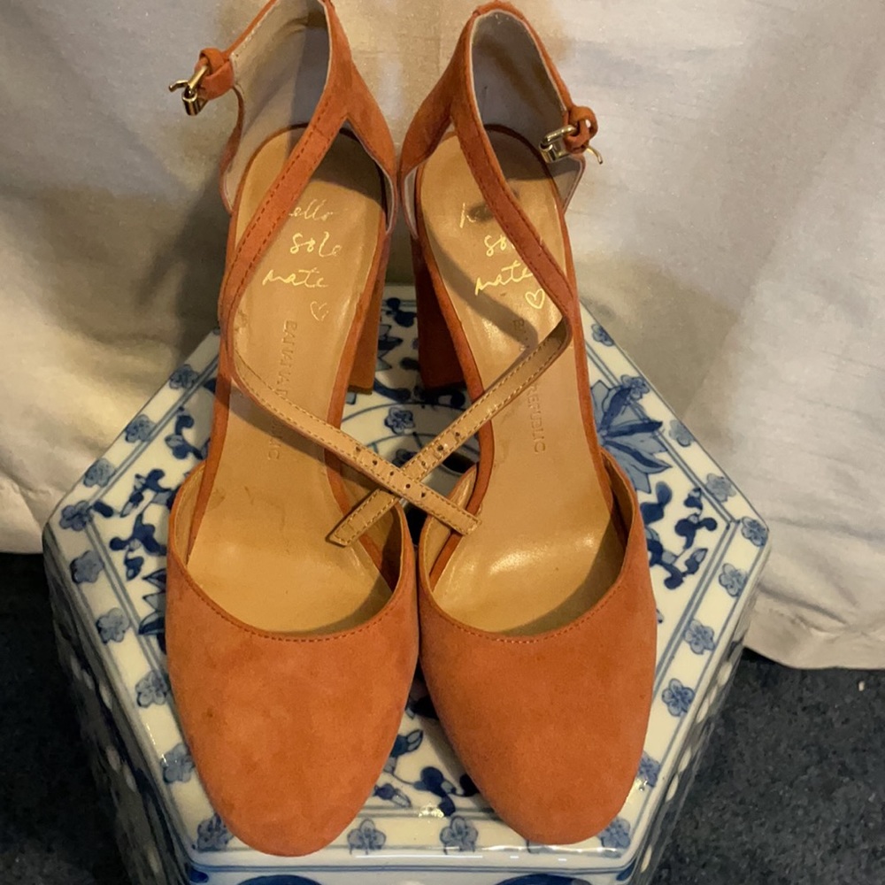 Banana Republic suede block heels, used 2x, Excellent used condition🤩😍❣️👡💃🏻 - Picture 6 of 10